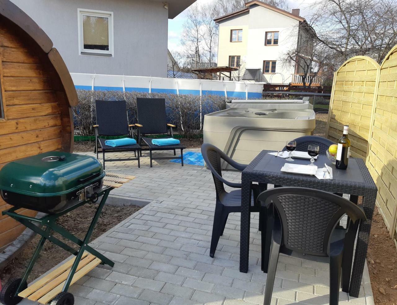 וילנה Apartments With Outdoor Spa Jacuzzi And Sauna מראה חיצוני תמונה